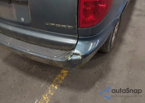 2002 Dodge Grand Caravan Sport z USA, uszkodzony, nr VIN 2B4GP44382R745848